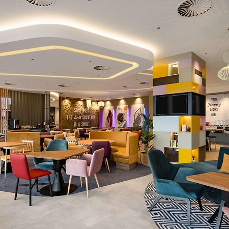 Hampton By Hilton Riga Airport Hotel Marupe Ngoại thất bức ảnh