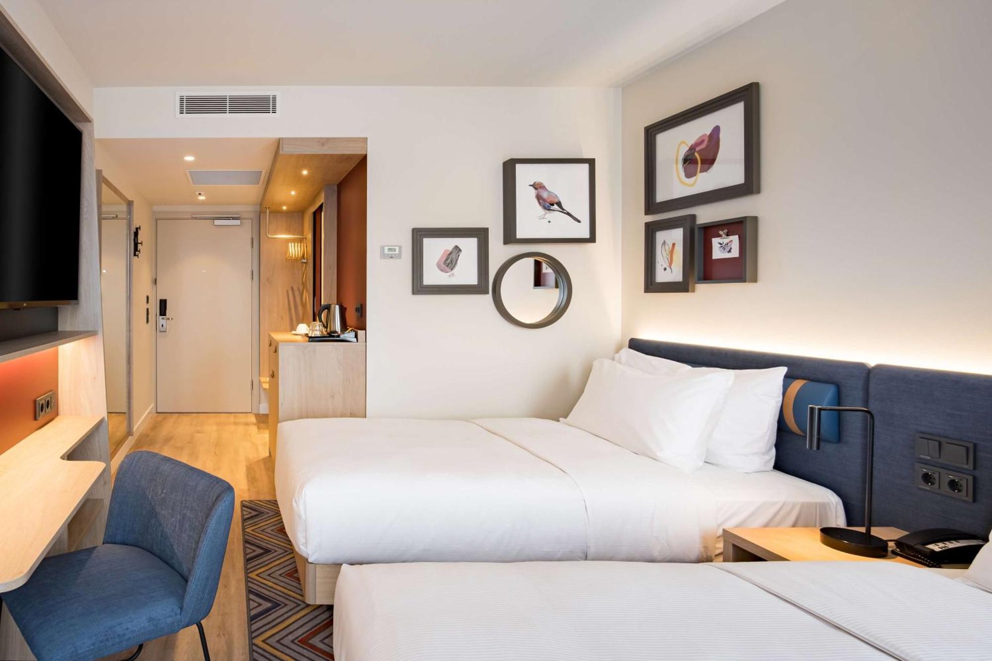 Hampton By Hilton Riga Airport Hotel Marupe Ngoại thất bức ảnh