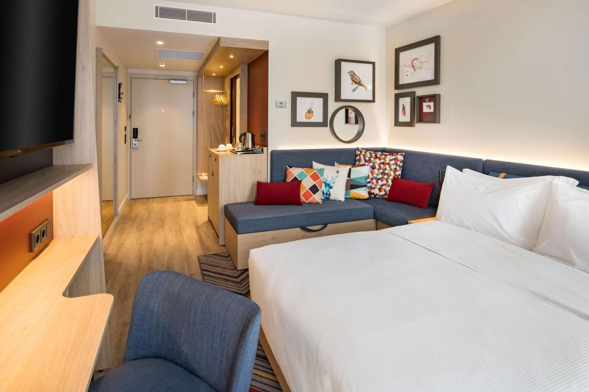 Hampton By Hilton Riga Airport Hotel Marupe Ngoại thất bức ảnh